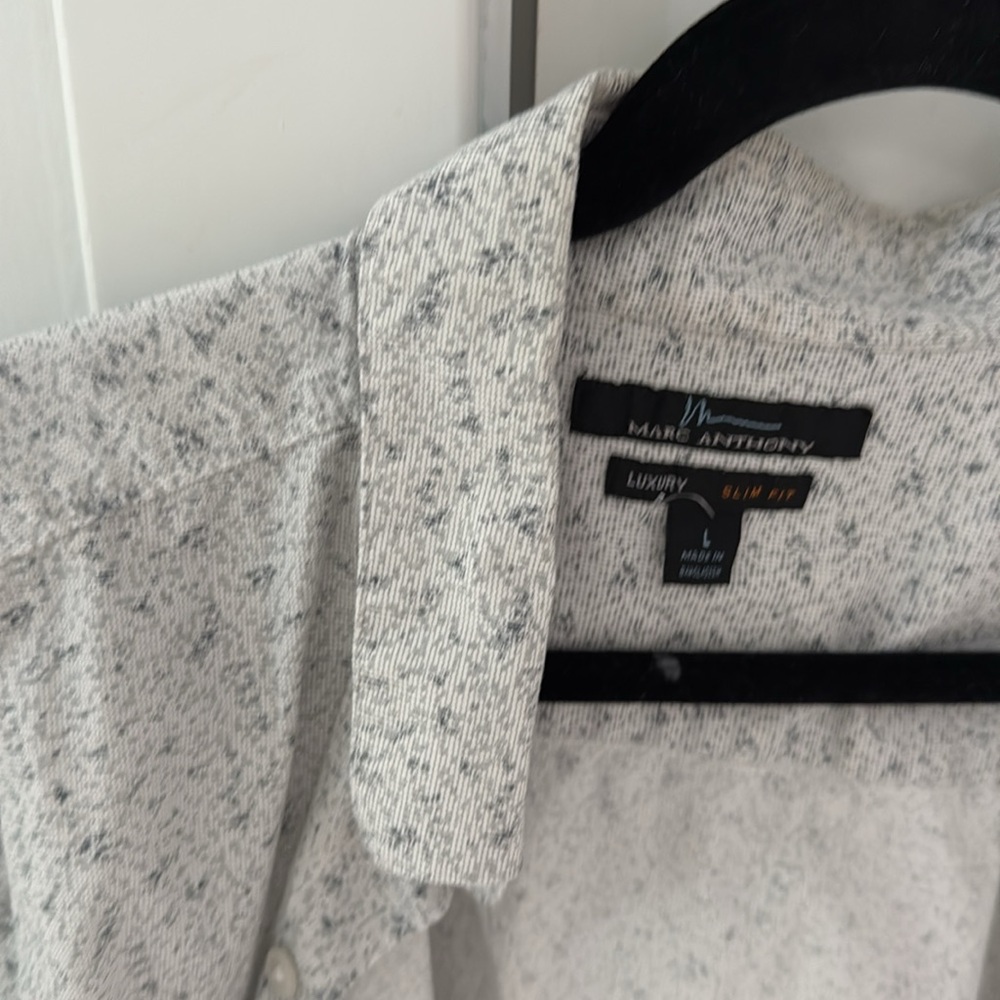 Marc Anthony Button Up - Picture 2 of 2
